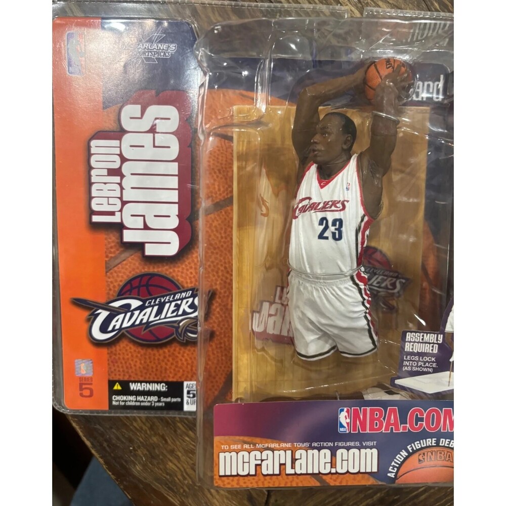 Lebron James Rookie 2003 McFarlane Action Figure